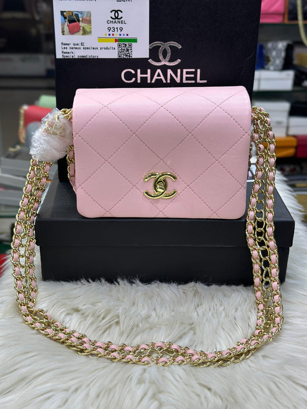 Chanel WOC (Pink)